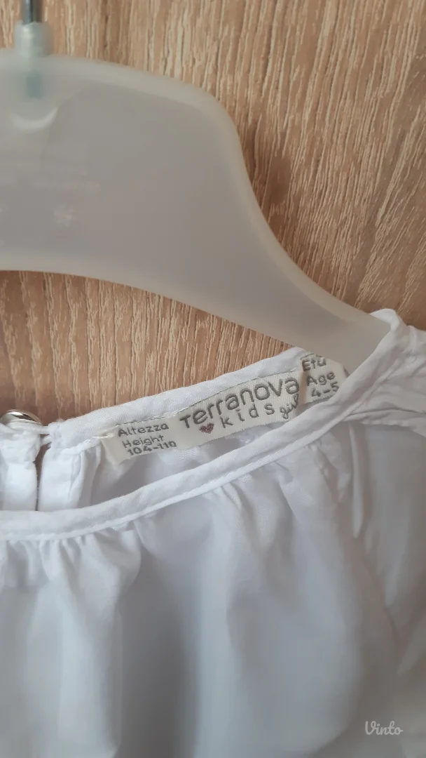 Bela bluza sa kratkim rukavima