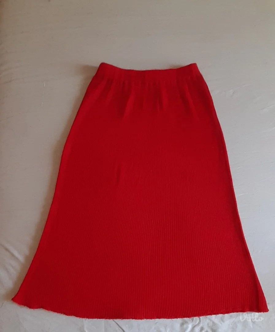 Vintage pletena crvena suknja