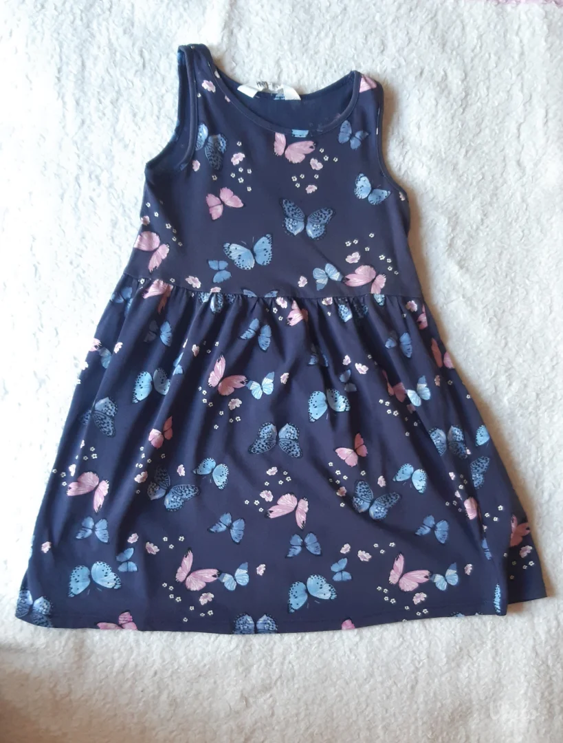 Teget haljinica sa leptirima