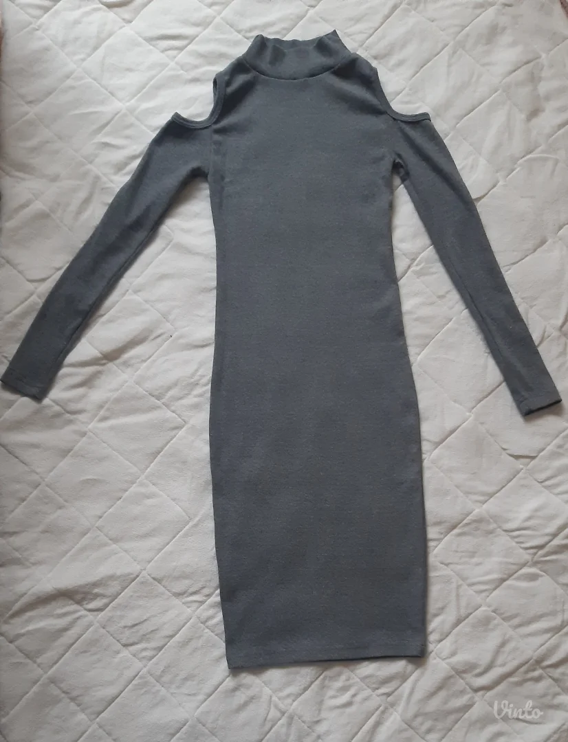 Siva haljina sa prorezima