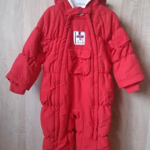 Crveni Chicco skafander