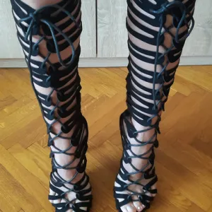 Gladijatorke/rimljanke sa stiklom