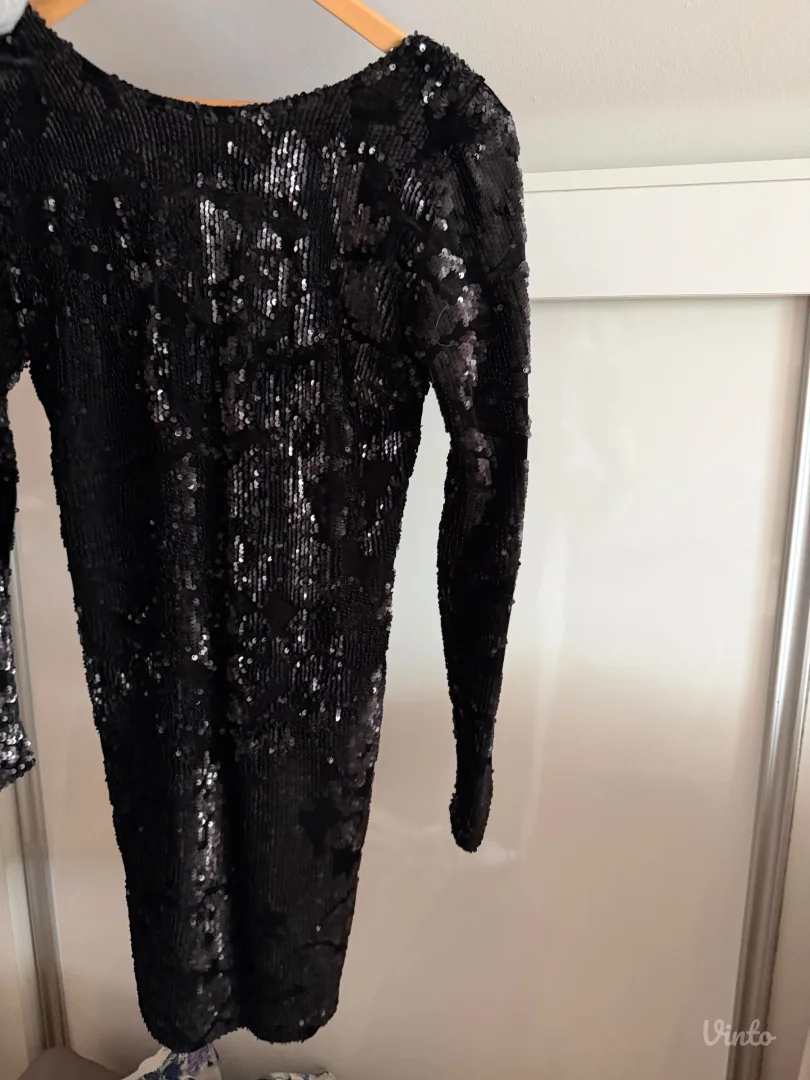 Cena haljinica u parice