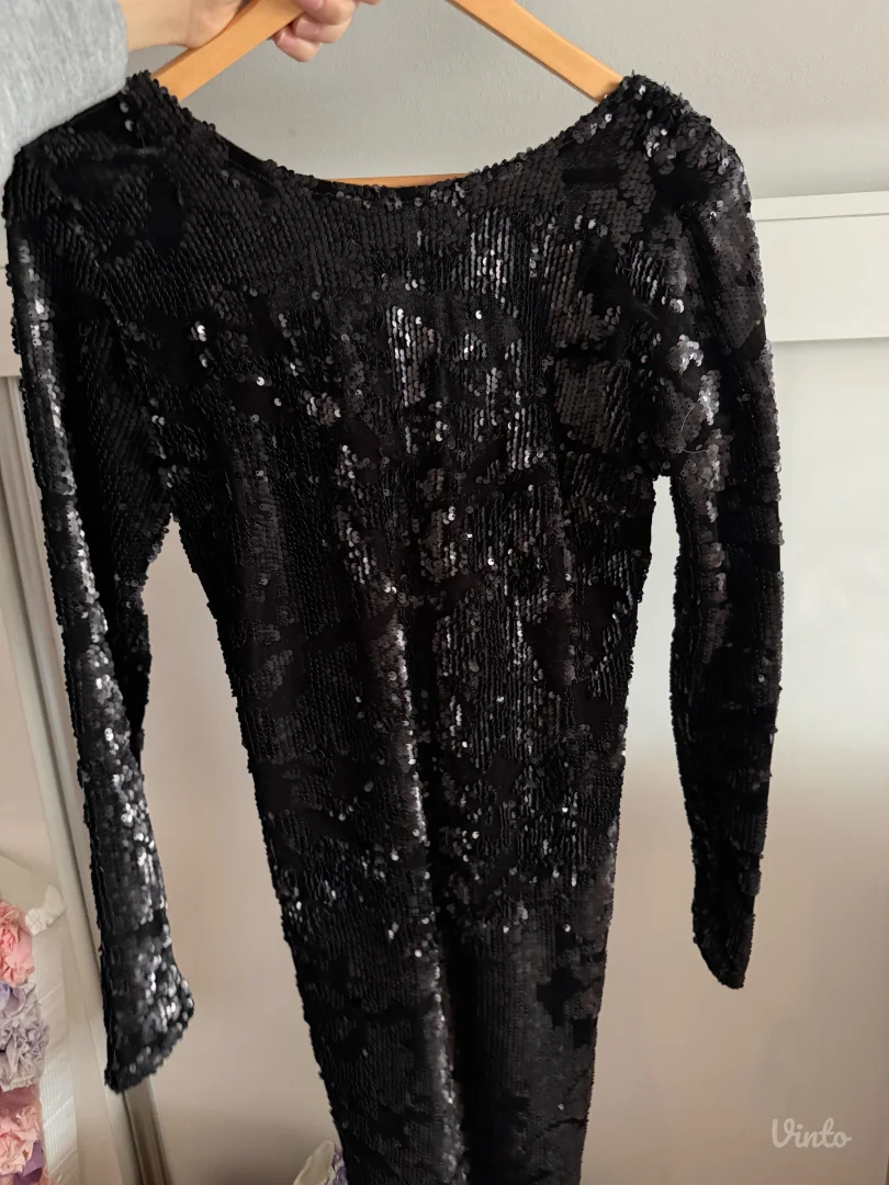 Cena haljinica u parice