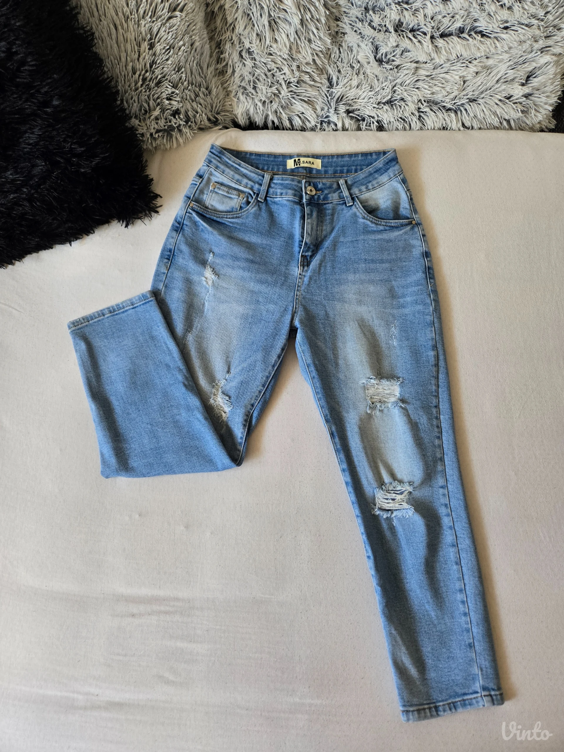 plavi mom jeans