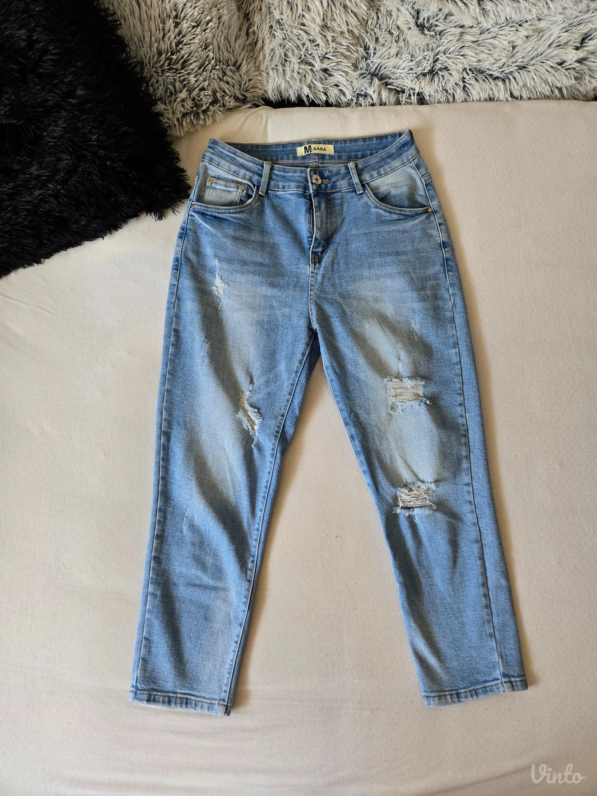 plavi mom jeans