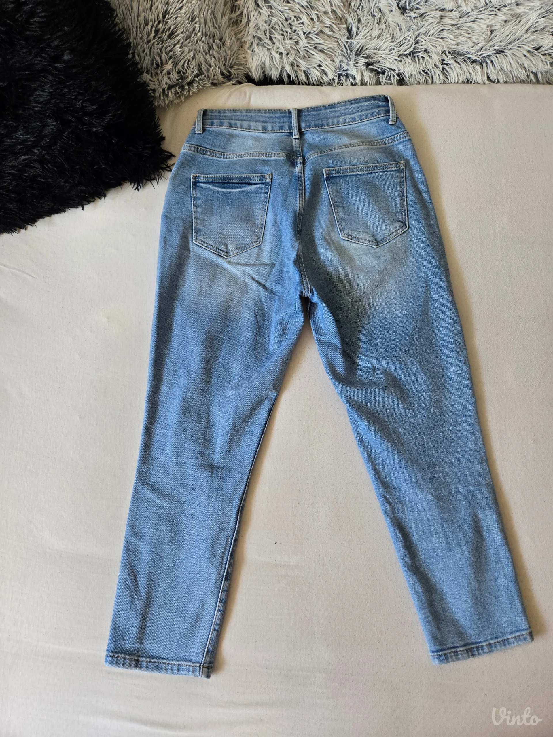 plavi mom jeans