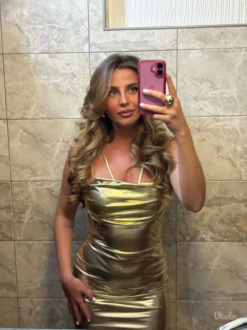 Zlatna svecana haljina