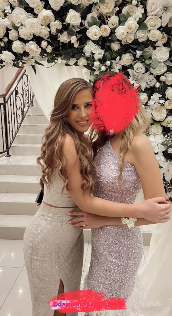 Svecani sljokicasti set