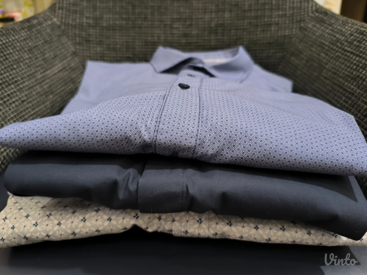 Prodaja polovne muške garderobe brendirano