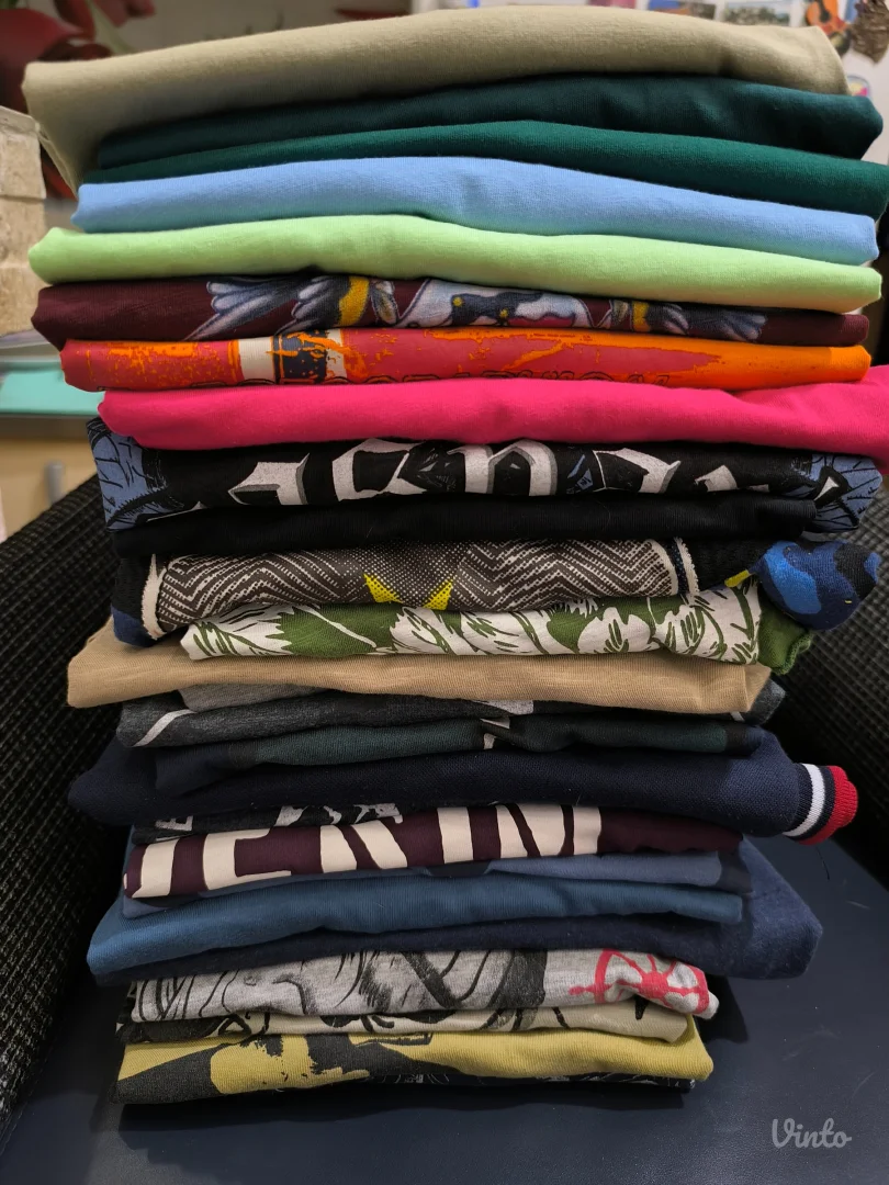 Prodaja polovne muške garderobe brendirano