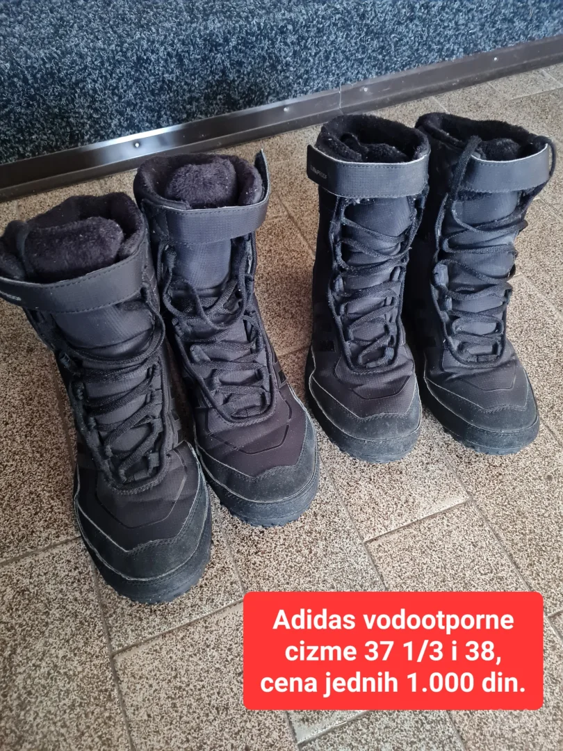 Adidas vodootporne cizme 37 1/3