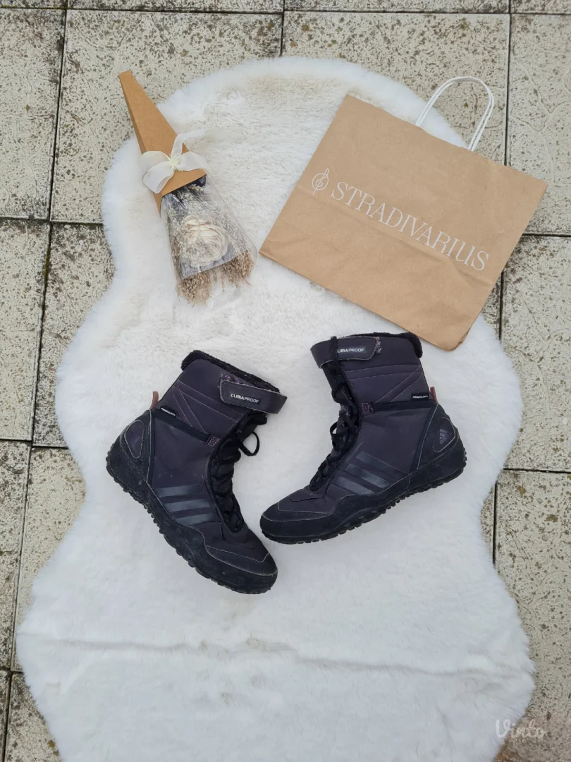 Adidas vodootporne cizme 37 1/3