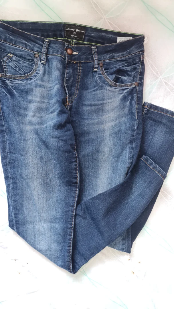 Uske Bros farmerke 30