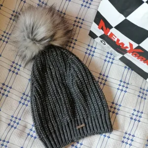 Nova Shooter siva kapa