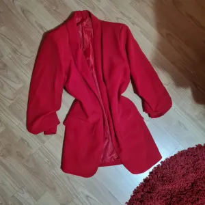 NOVI crveni sako uni