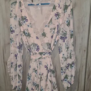 Nova roze cvetna haljina M/L