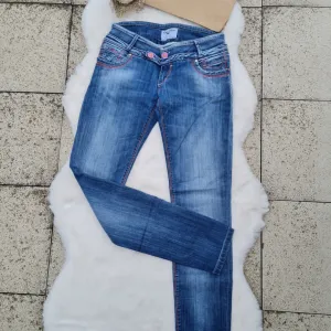 NOVE Conto Bene farmerke 29