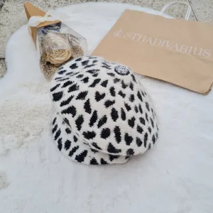 Crno-bela kapica uni