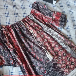 Bluza golih ramena S/M