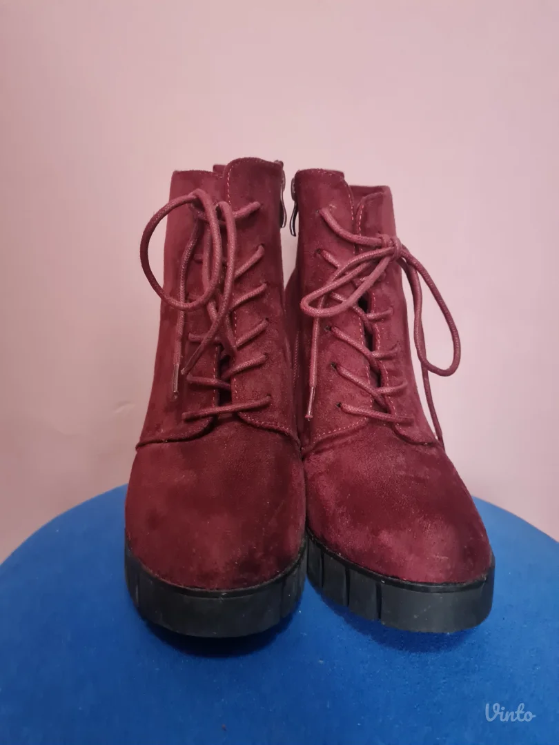 Bordo plišane čizme 38