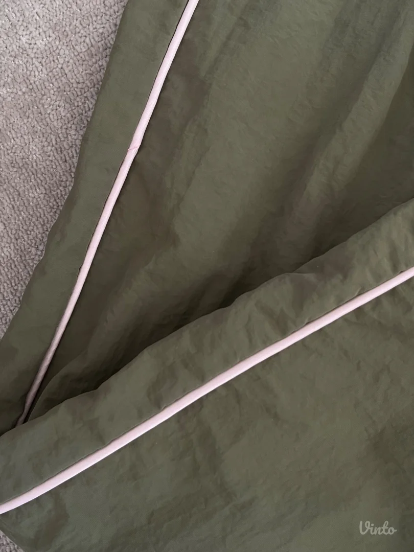 musera suskava trenerka