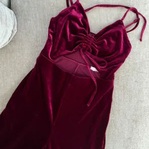 gratis ptt/ plisani kombinezon