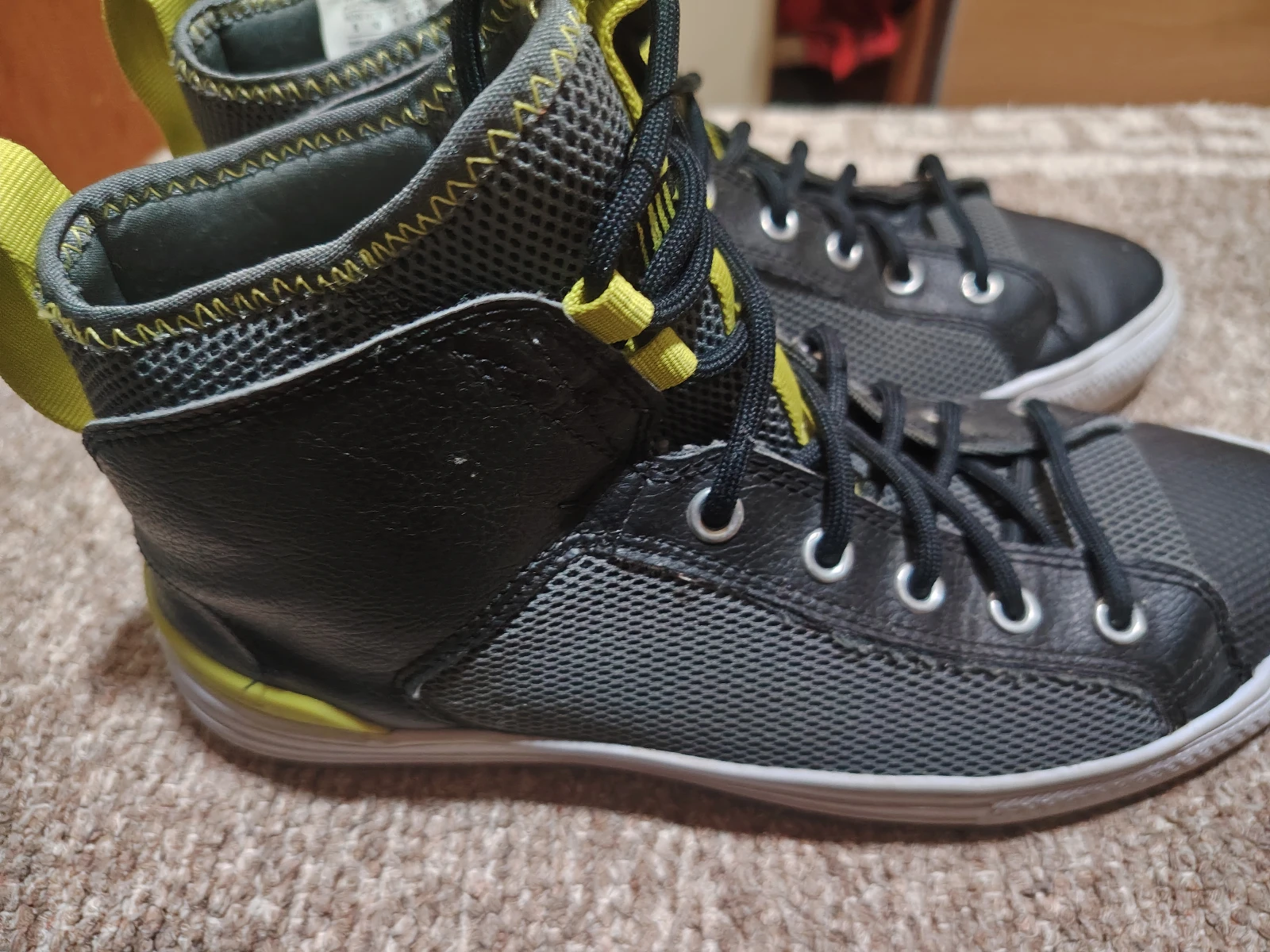 Converse Chuck Taylor All Star Ultra Neon