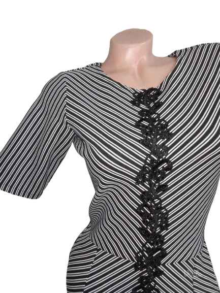 VB -NOVO-PRUGASTA KVALITETNA HALJINA M-L