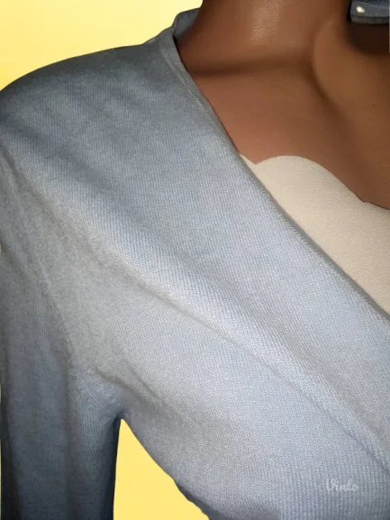 AMISUVISKOZNI PLAVI KARDIGAN M-L