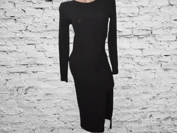 ❤️SINSAY❤️CRNA PAMUCNA TRIKOTAZNA HALJINA-S-M