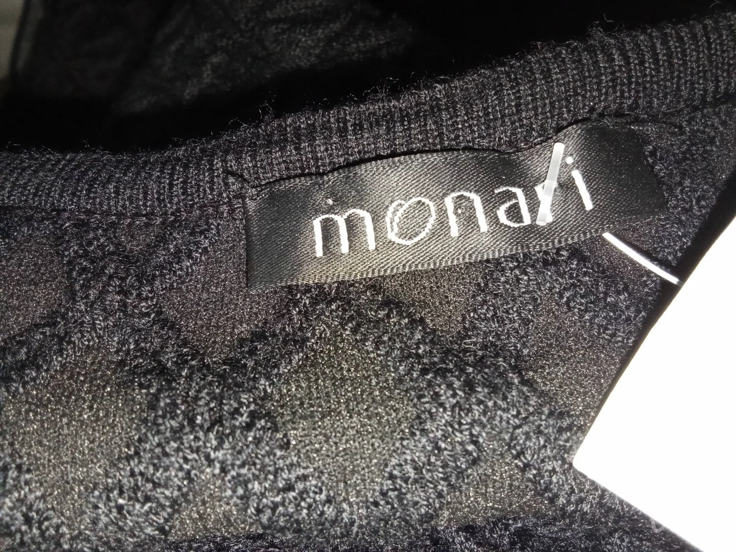 MONARI NOVO-KNIT HALJINA SA MALO VUNE S-M