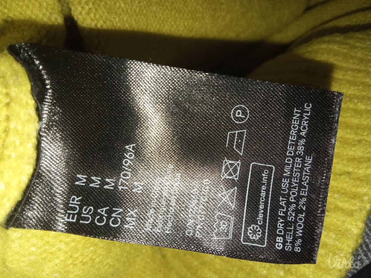 ❤️H&M❤️PUNIJI DZEMPER SA MALO VUNE M-L