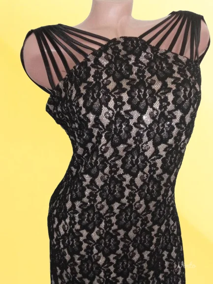 SCARLETT-CRNO ZLATNA OD ČIPKE-NOVO-L-XL