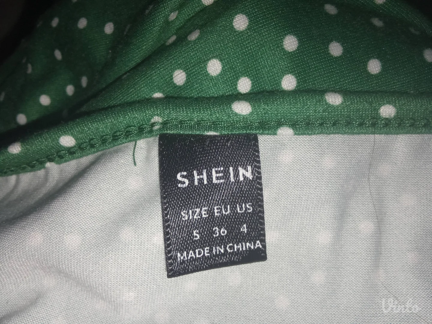 SHEINNOVO-PRELEPA ZELENA SA TUFNICAMA S-36