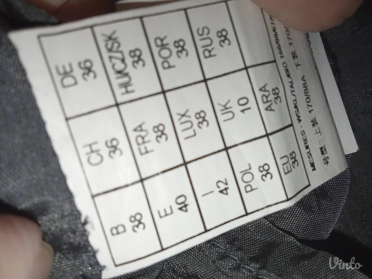 PROMODNOVO-SA UKRSTENIM BRETELAMA M-L