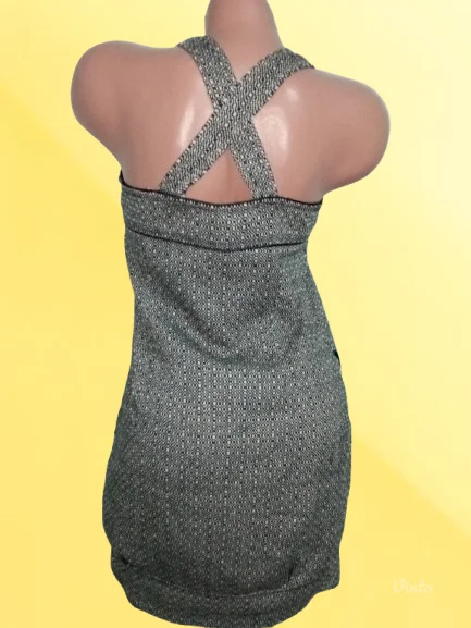 PROMODNOVO-SA UKRSTENIM BRETELAMA M-L