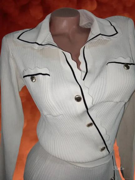 FANTASTICNA TRIKOTAZNA HALJINANOVO- M-L