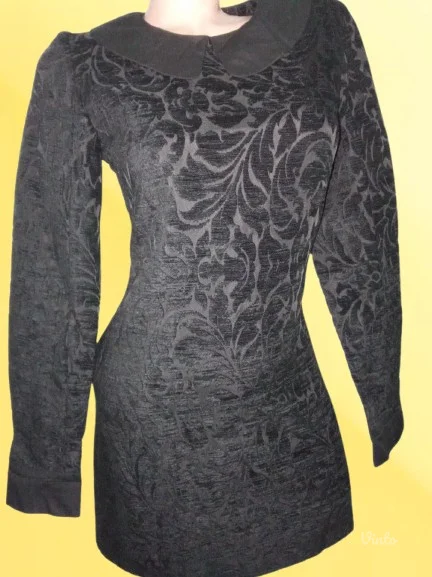 TOP SHOPNOVO.CRNA RELJEFNA SA KRAGNICOM S-36