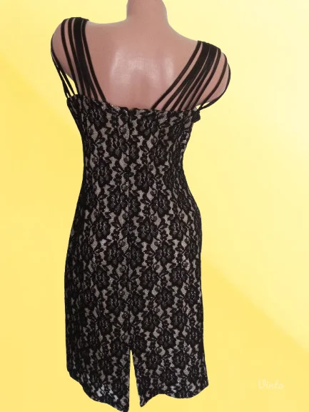 SCARLETT-CRNO ZLATNA OD ČIPKE-NOVO-L-XL