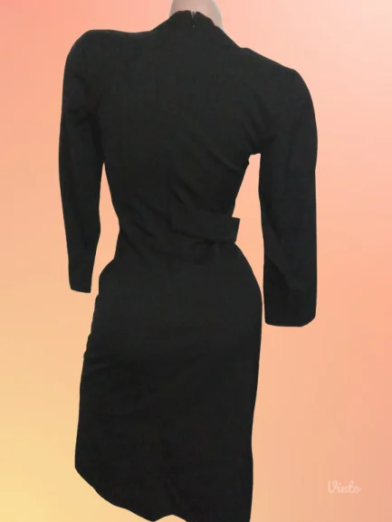 ❤️SISLINE❤️NOVO-BAŠ LEPA CRNA HALJINA S