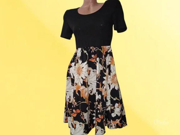 ❤️SHEIN❤️NOVO--FLORAL PRELEPA HALJINA S/36