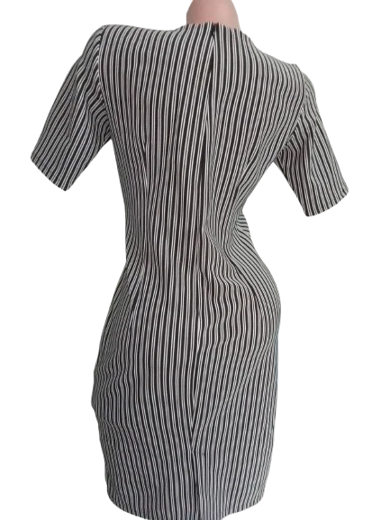 VB -NOVO-PRUGASTA KVALITETNA HALJINA M-L