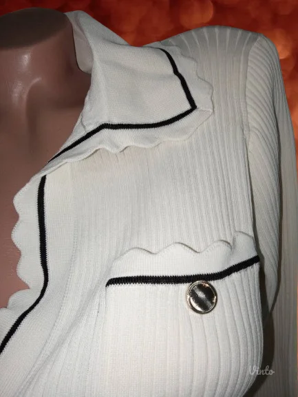 FANTASTICNA TRIKOTAZNA HALJINANOVO- M-L