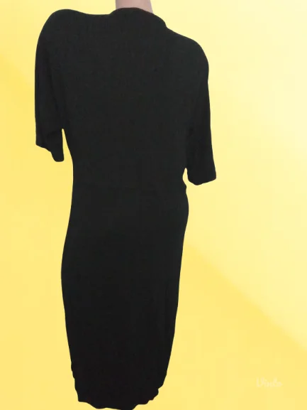 ONE ONE NOVO-KVALITETNA HALJINA SA ZIPOM L-XL