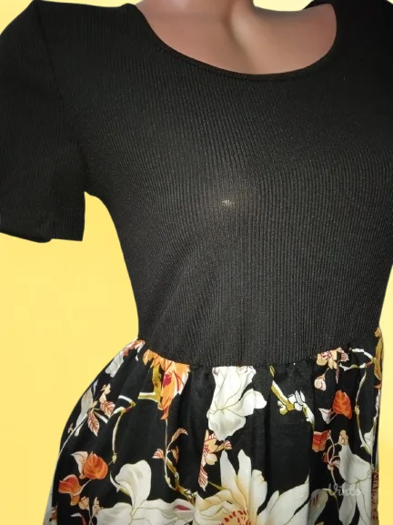 ❤️SHEIN❤️NOVO--FLORAL PRELEPA HALJINA S/36