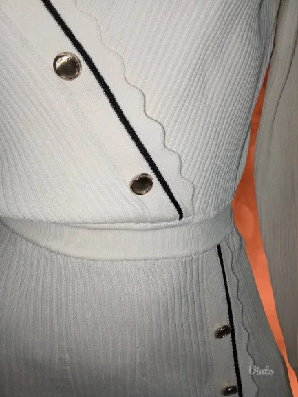 FANTASTICNA TRIKOTAZNA HALJINANOVO- M-L