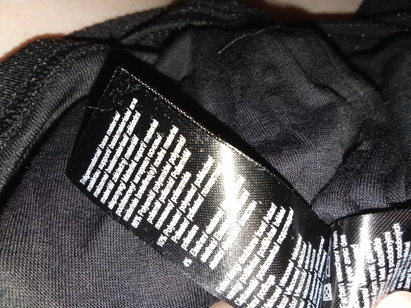 TCMNOVO-SVETLUCAVA CRNA HALJINA L-40