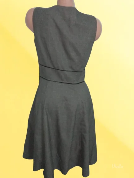 H&MNOVO-SIVA KVALITETNA HALJINA L-40