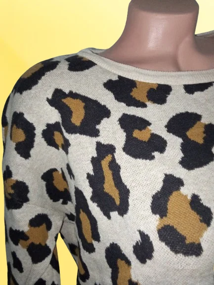 ❤️H&M❤️PAMUCAN ANIMAL DEZEN M-L